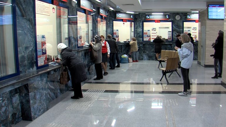 В новом 3-этажном здании железнодорожного вокзала в Иркутске созданы все условия для маломобильных пассажиров