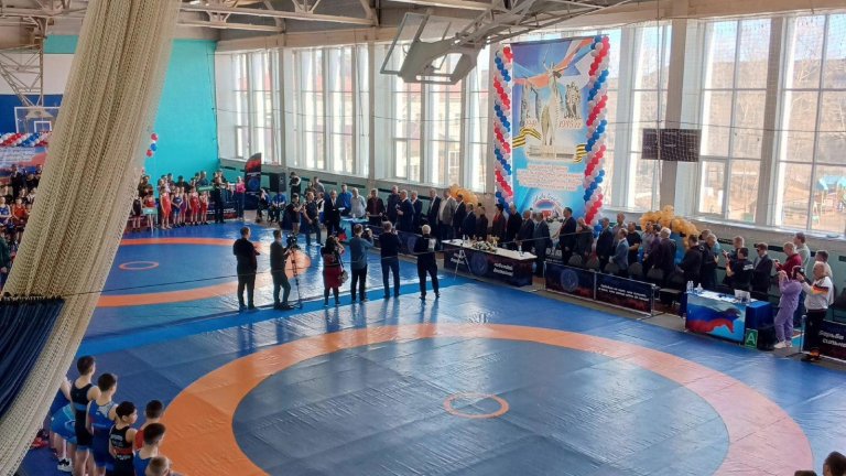 13 медалей завоевали спортсмены Иркутской области на всероссийских соревнованиях по греко-римской борьбе