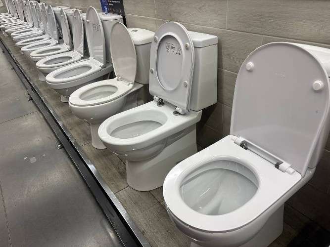 Сантехника, унитазы