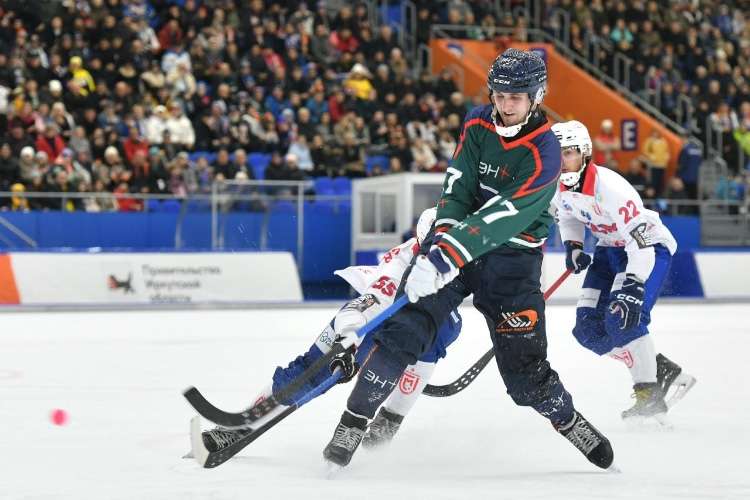 6 мячей отправили хоккеисты «Байкал-Энергии» в ворота новосибирского «Сибсельмаша»