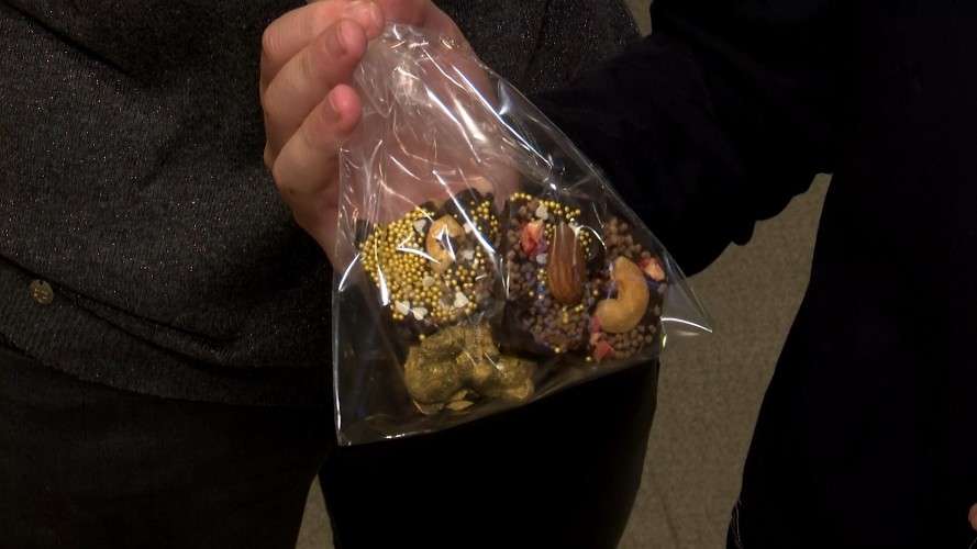 Для юных пациентов с диабетом в Иркутске провели мастер-класс по созданию "разрешённых" конфет