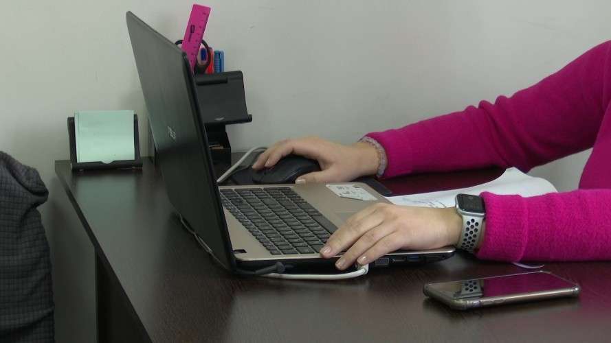 Медикам в Иркутской области начали предлагать работать удалённо