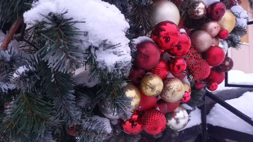 Дюймовочка и Бармалей украсят площади Усть-Илимска в новогодние праздники