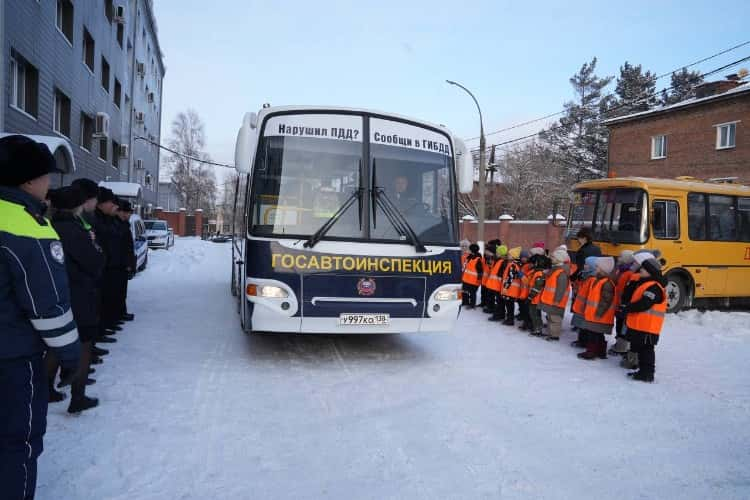 Агитационный автобус Госавтоинспекции будет ездить по дорогам Иркутска