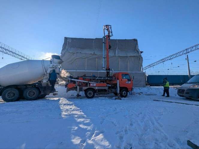 Завершена заливка фундамента третьей опоры путепровода на Батарейной под Иркутском