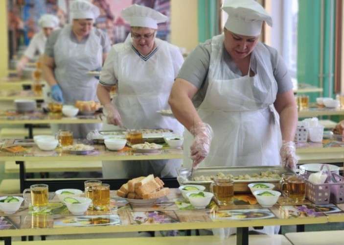 Кулинарные мастер-классы проводят школьные повара в Иркутском районе