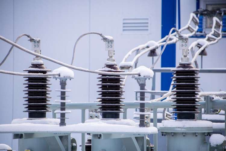 «Просто о сложном»: чем опасна перегрузка бытовой электросети?