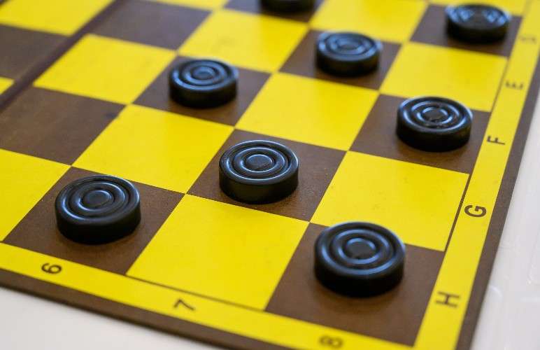 Юные шашисты из Иркутской области взяли золото на первенстве России