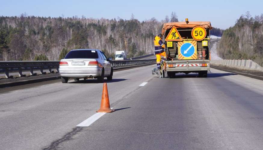 Обновление дорожной разметки началось на федеральных трассах Иркутской области