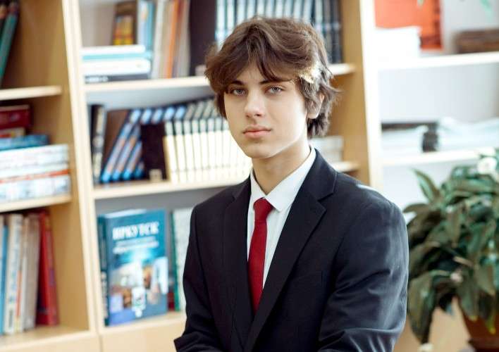 Александр Сазонов