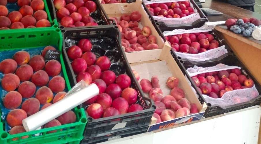 Продажа фруктов