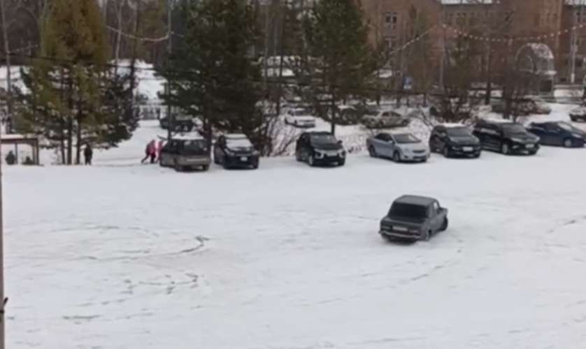 Заезд на Жигулях