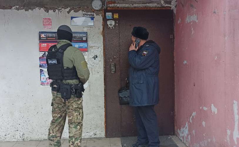 Судебные приставы