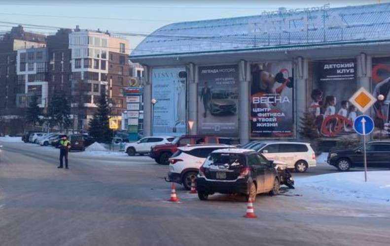ДТП в районе Бульвара Гагарина в Иркутске
