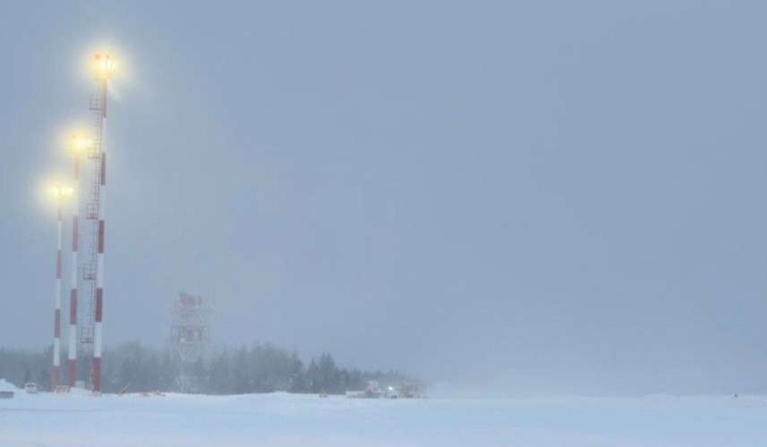 Уборка снега в аэропорту Братска