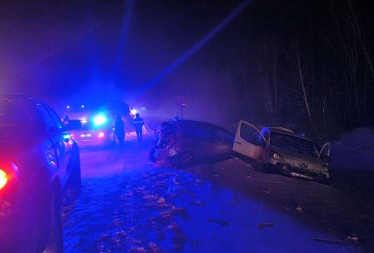 Место ДТП на трассе " Сибирь"