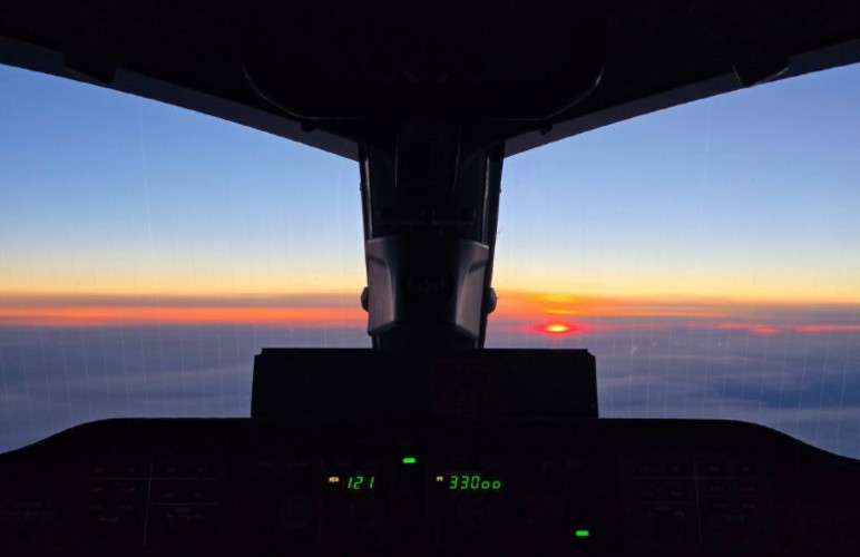 Вид из кабины самолёта МС-21 во время полёта в Иркутск