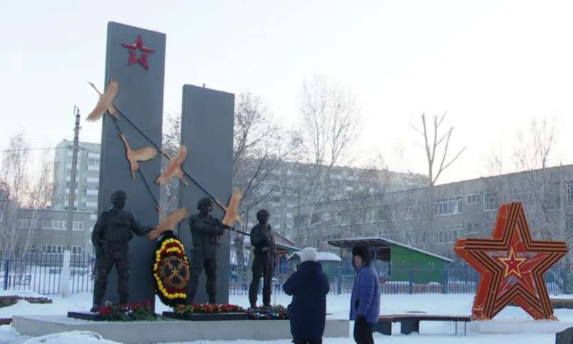 Памятник в Братске