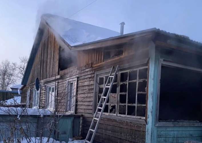 дом горит