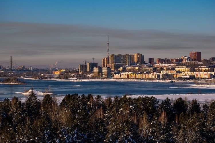 панорама города, вид на Иркутск, зима