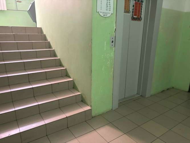 Подъезд жилого дома