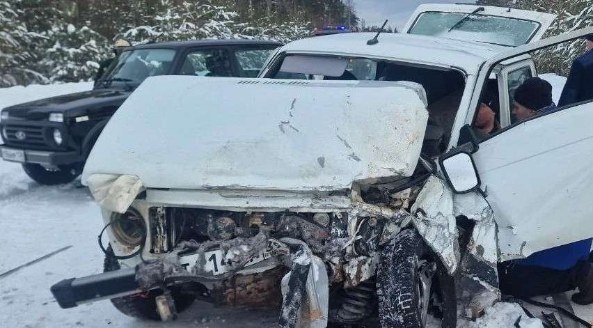 ДТП, авария, автомобили, дорога, спасатели, пострадавшие