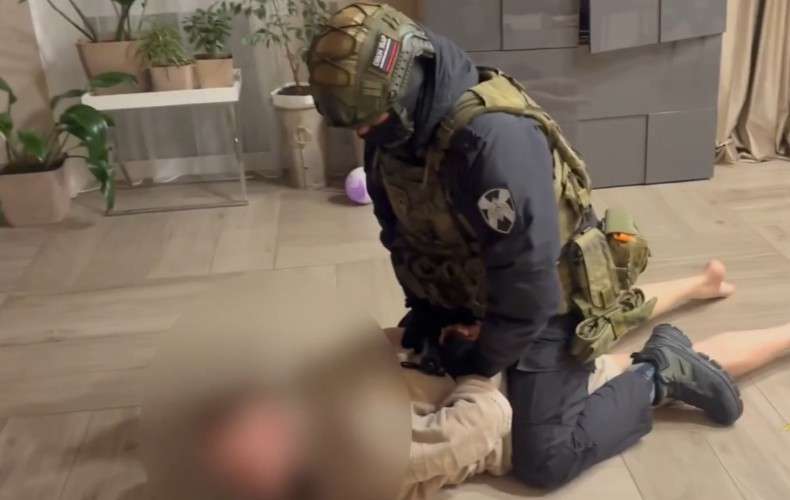 Кадр задержания подозреваемого