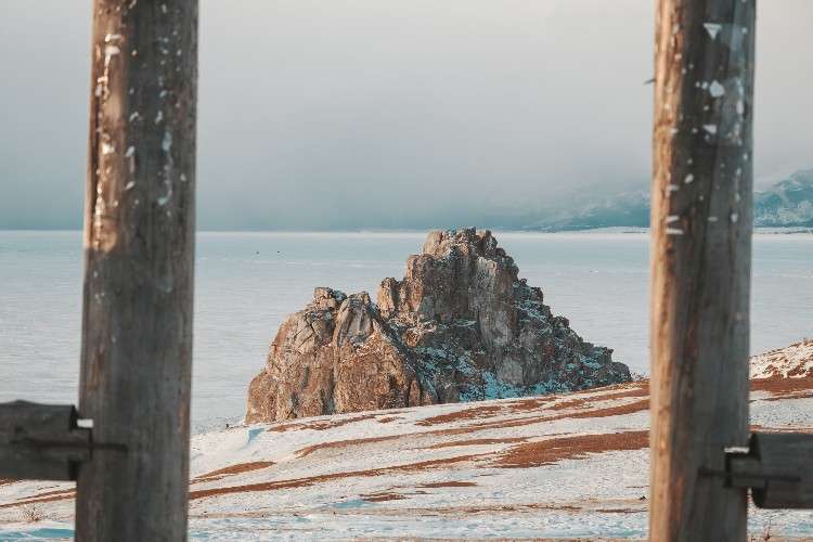 На мысе Бурхан на Ольхоне появятся зоны тишины и микрорезерваты для редких растений