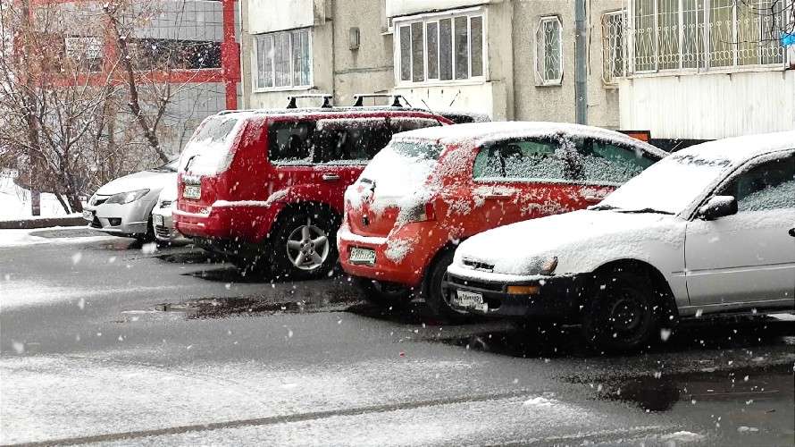 Парковка во дворе