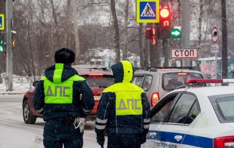 Инспекторы ДПС