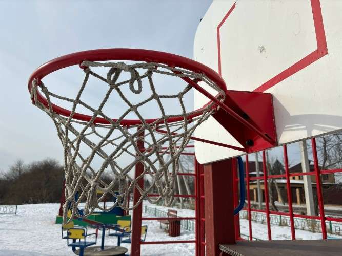 50 тыс. рублей выплатят пострадавшему на школьном корте в Эхирит-Булагатском районе