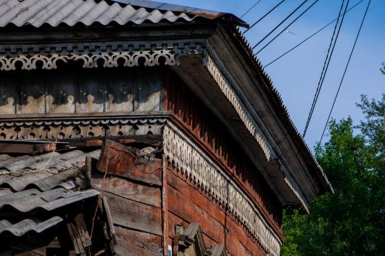 Аварийный дом на Чехова