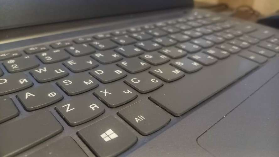 Клавиатура ноутбука