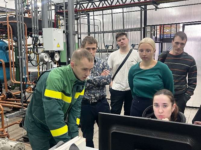 урок в учебном центре АНХК