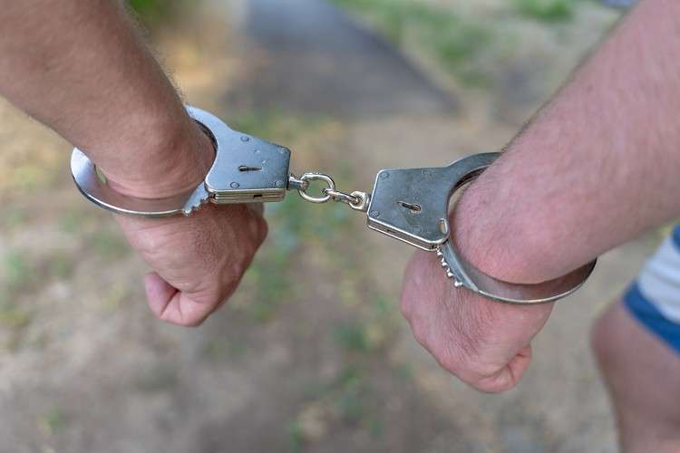 В Ангарске троих мужчин арестовали за похищение двух человек