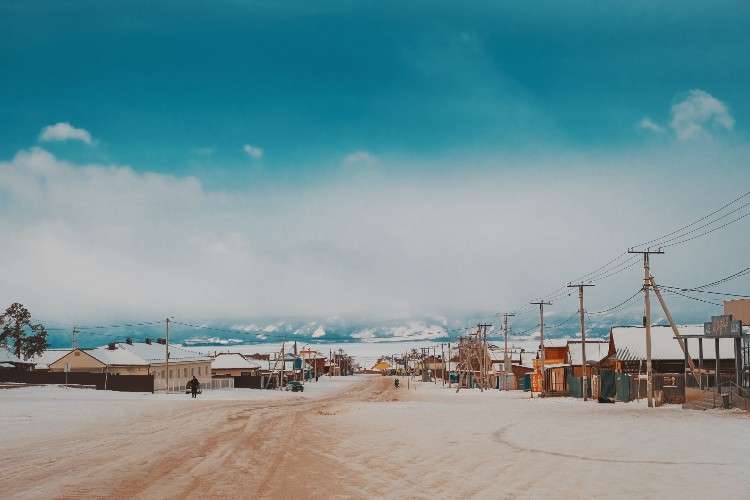 дорога, дома, Ольхон, остров