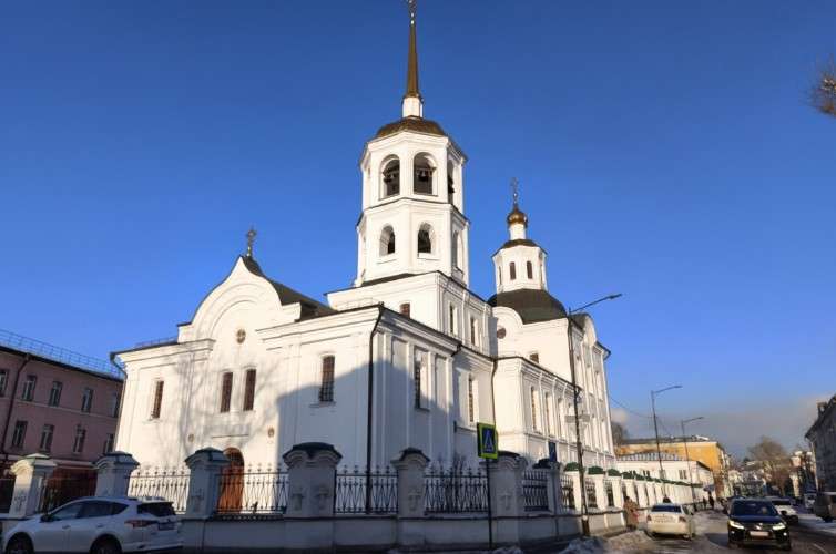 В Иркутске завершили ремонт Харлампиевского храма