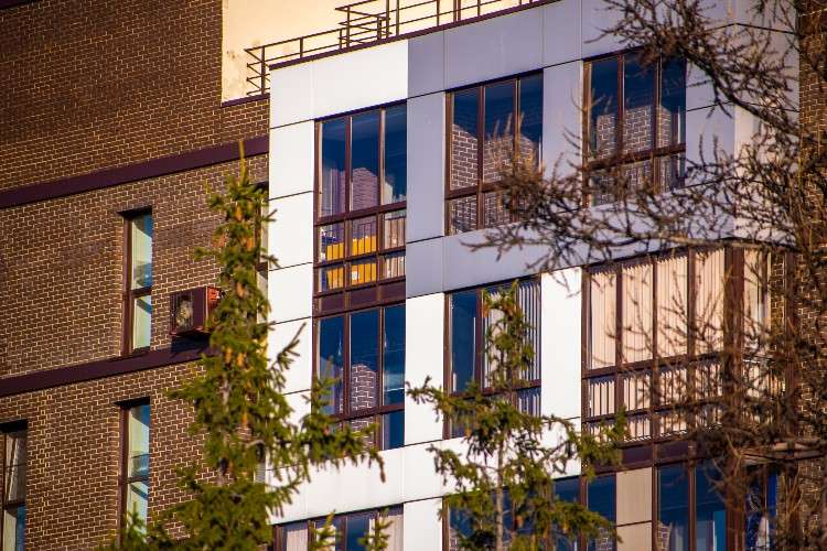 Промышленники запускают жилищные программы, чтобы удержать кадры