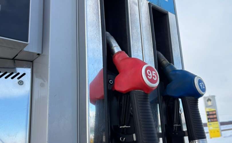 Колонка на АЗС