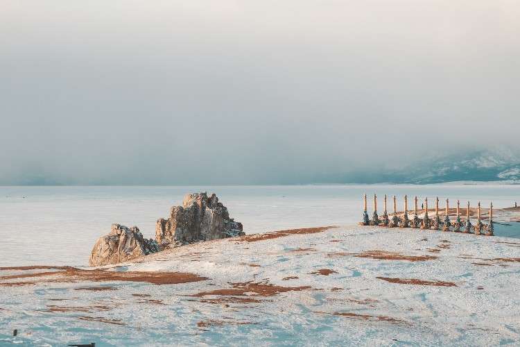 Зимний вид на мыс Бурхан