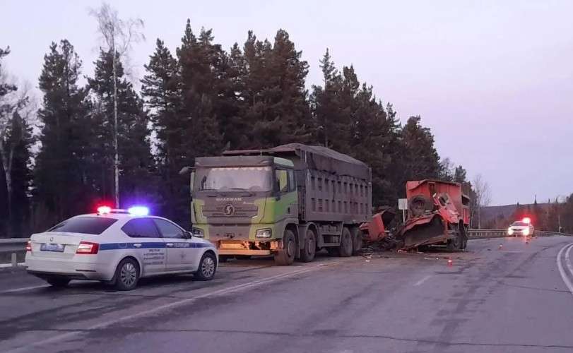 авария, ДТП, трасса, грузовики