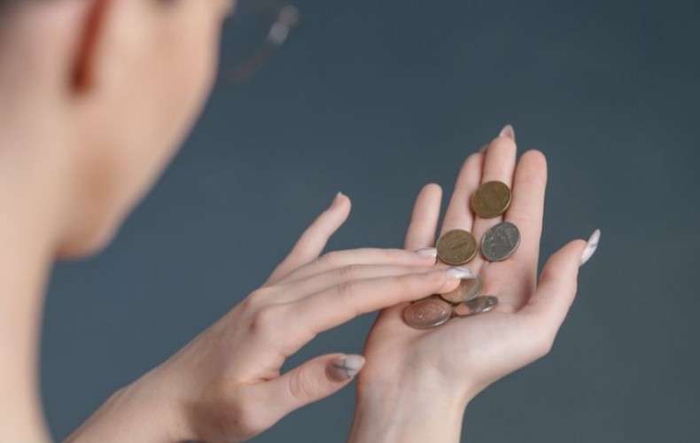 Монеты на ладони