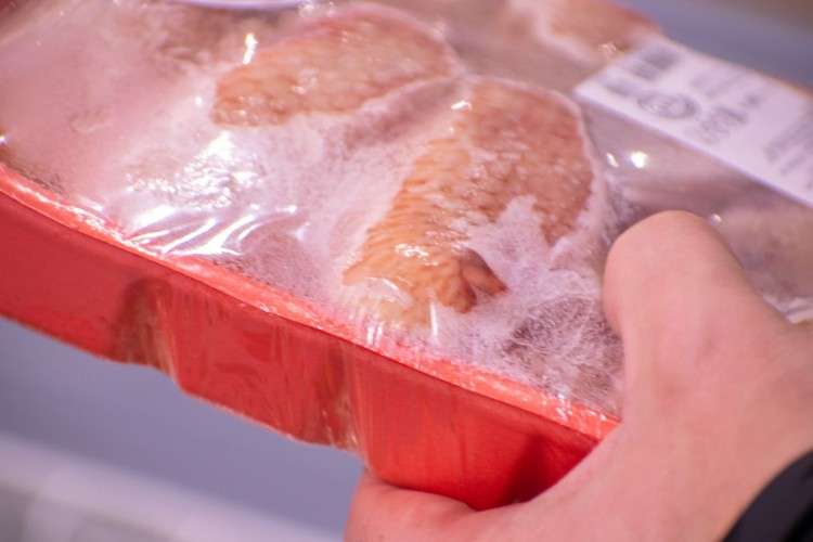 Замороженые куриные крылья