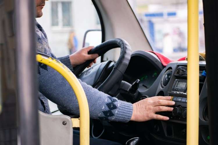 Игорь Кобзев: Правительство Иркутской области погасит долги перед перевозчиками до 1 мая