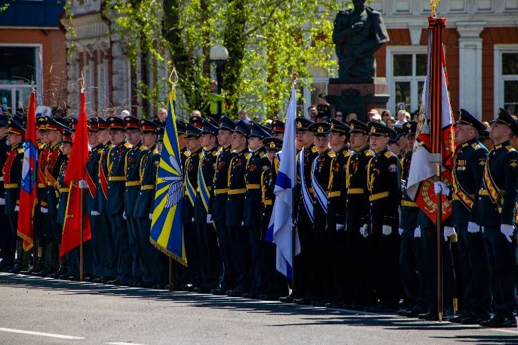 Парад 9 мая в Иркутске