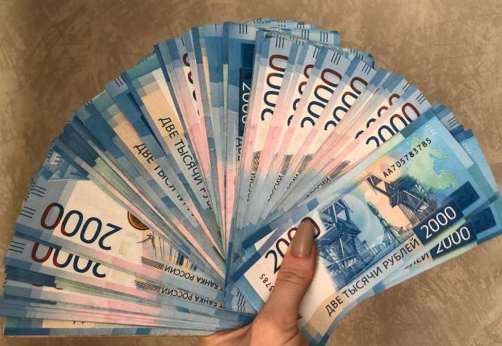 Предпринимательница из Зимы пыталась откупиться от полиции за 100 тыс. рублей