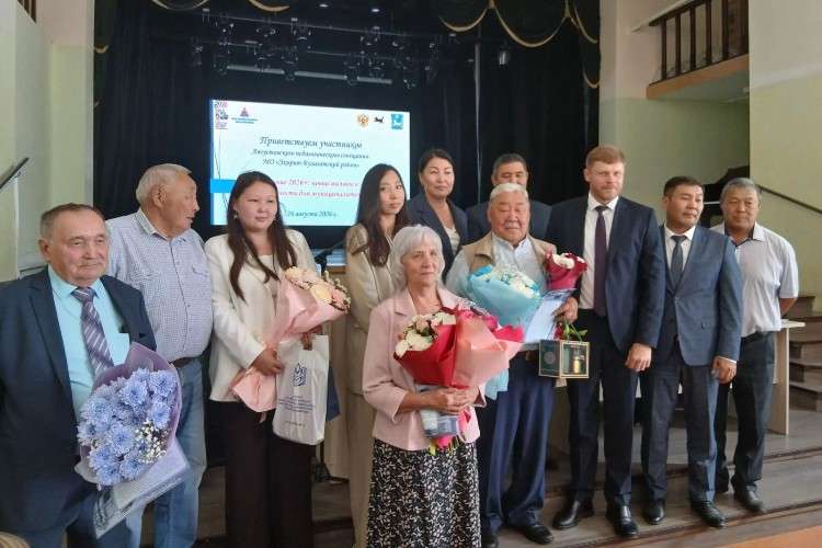 Групповое фото учителей