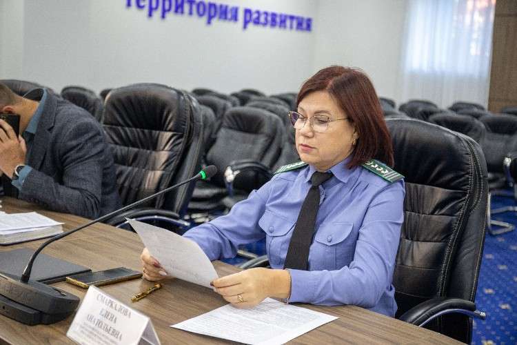 Елена Смаркалова