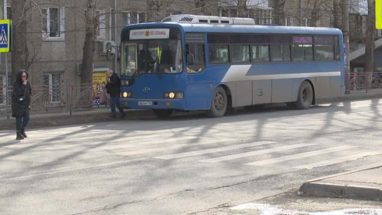 Жалобу на работу водителей 80-го маршрута в Иркутске подала пассажирка в мэрию