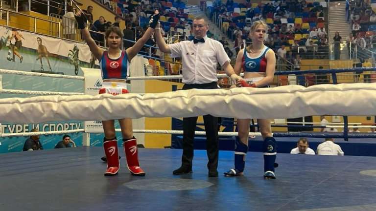 Пять медалей первенства России по кикбоксингу завоевали бойцы Иркутской области